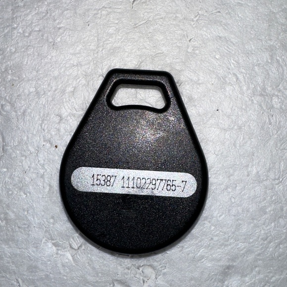 HID Prox Keyfob - Picture 3 of 3